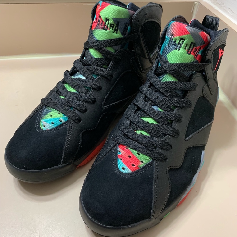 Air Jordan 7 Retro 30th ‘ Barcelona Nights ‘